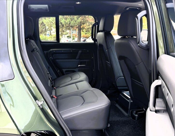 Land Rover Defender SUV / Terénní 3,0 l 257 kw