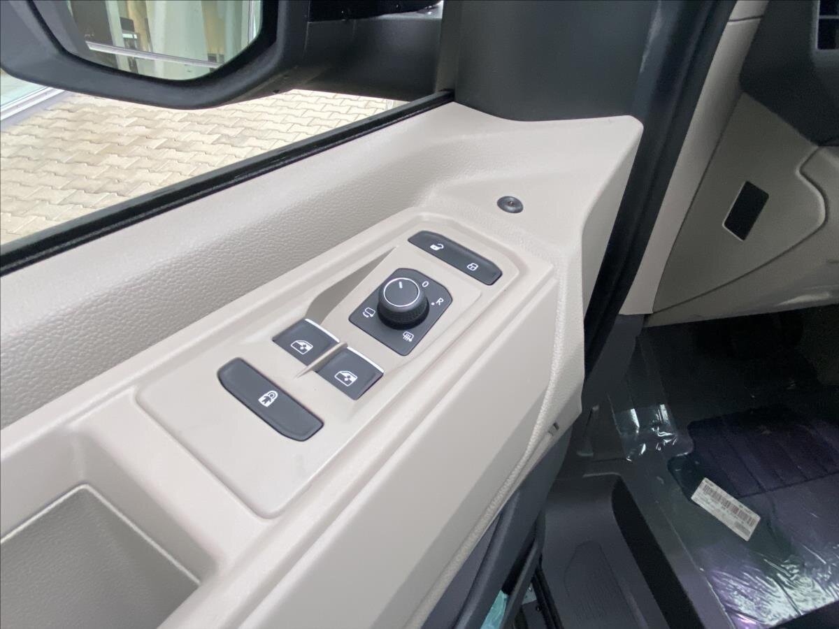 Volkswagen Multivan MPV 2,0 l 110 kw