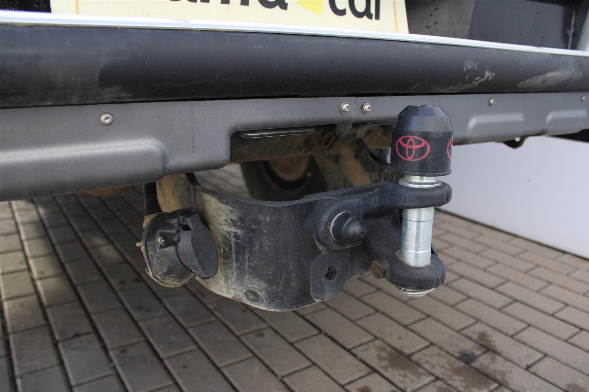 Toyota Hilux Pick-up 2,4 l 110 kw