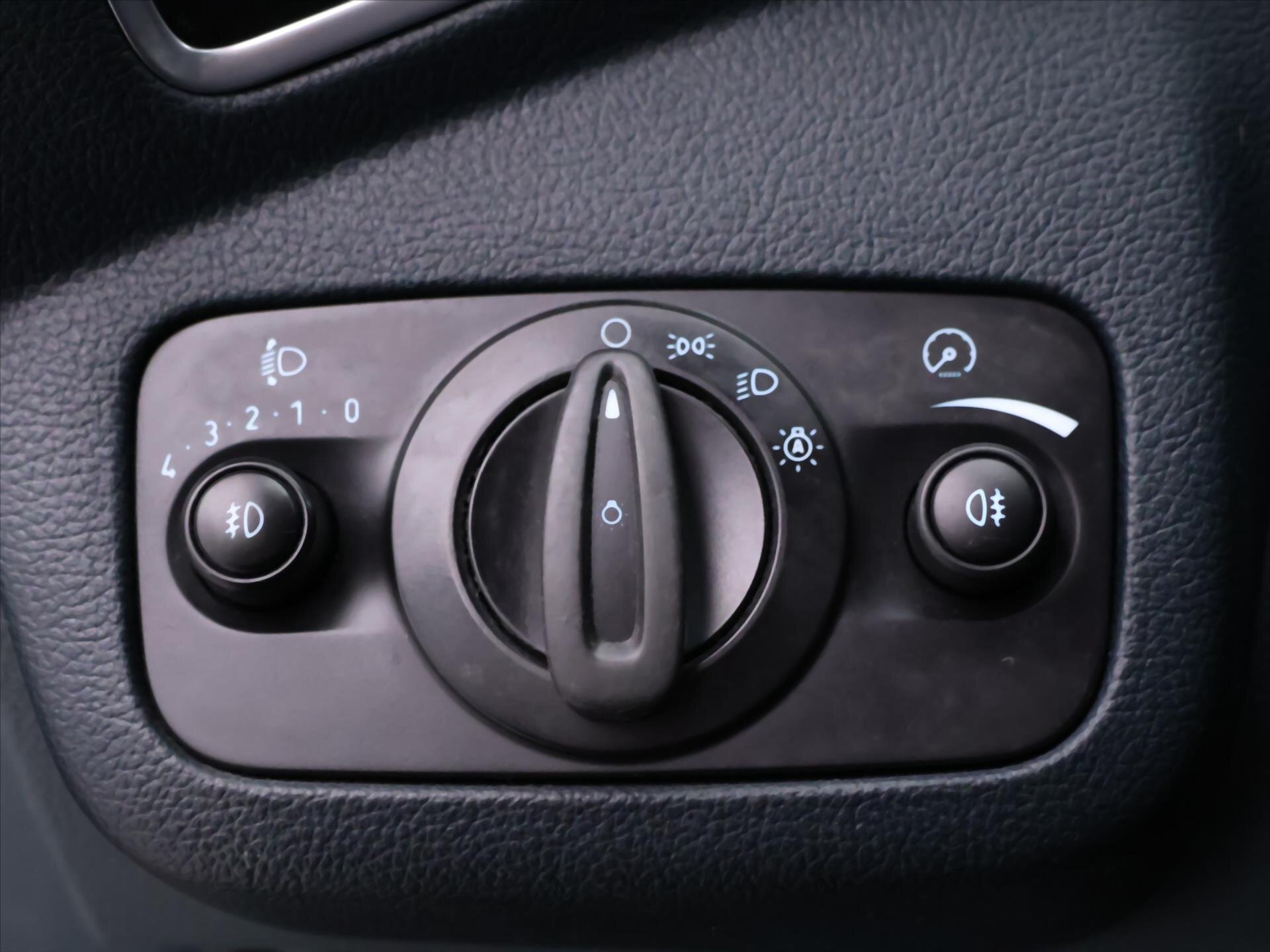 Ford C-MAX MPV 2,0 l 120 kw