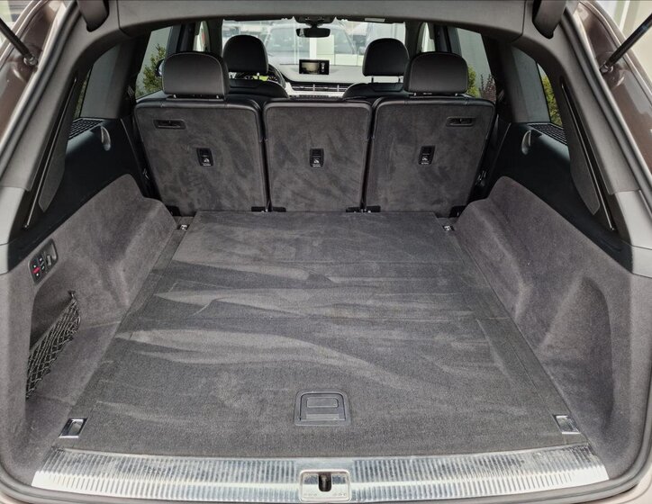 Audi Q7 SUV / Terénní 3,0 l 210 kw