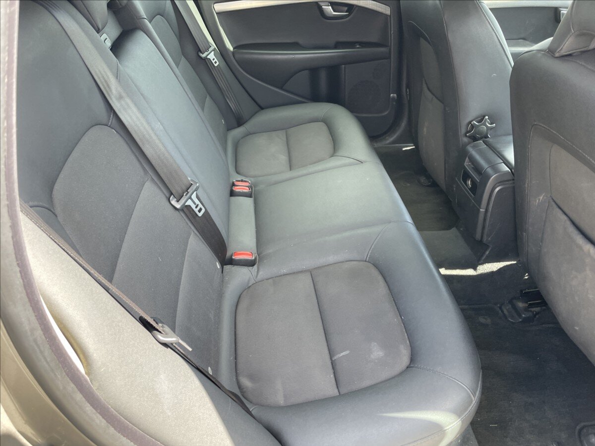 Volvo V70 Kombi 2,0 l 100 kw