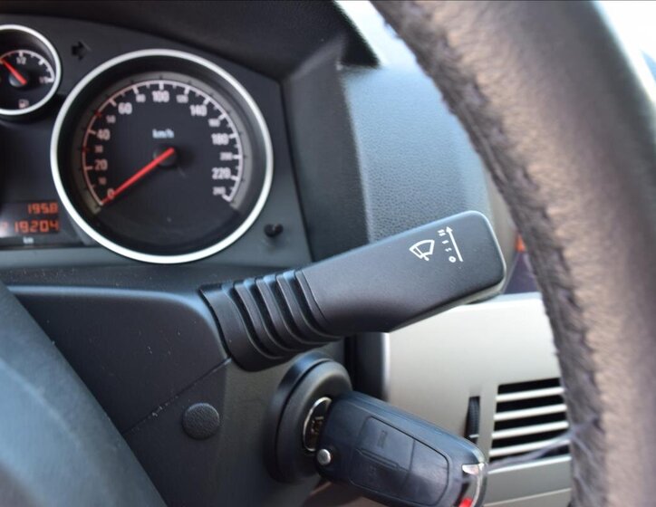 Opel Astra Kombi 1,9 l 74 kw