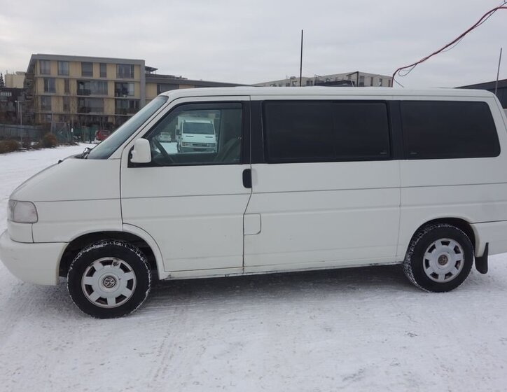 Volkswagen Multivan 5