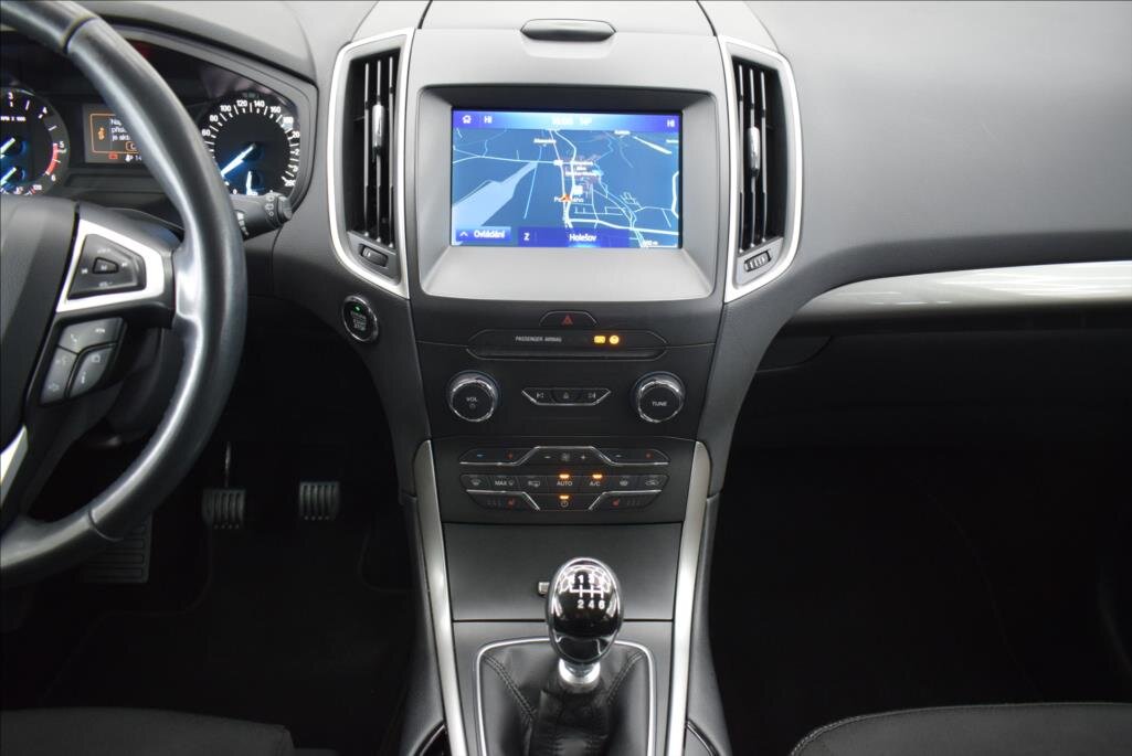 Ford S-MAX MPV 2,0 l 110 kw