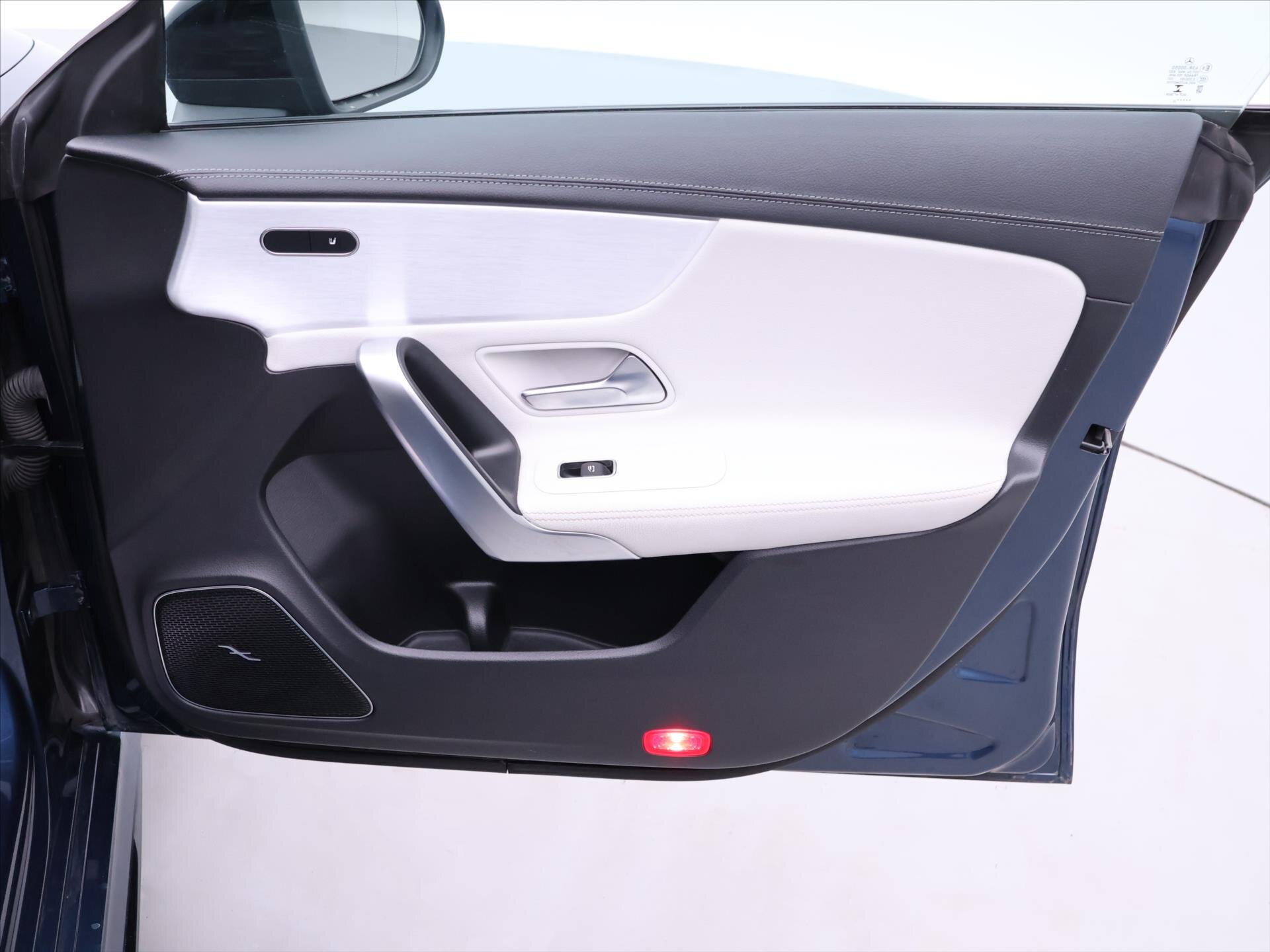 Mercedes-Benz CLA Kombi 2,0 l 225 kw