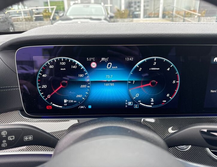 Mercedes-Benz Třídy E Kombi 2,9 l 243 kw