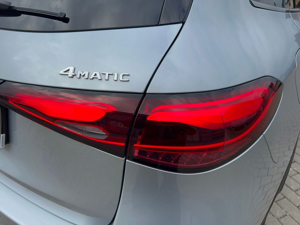 Mercedes-Benz GLC SUV / Terénní 2,0 l 145 kw