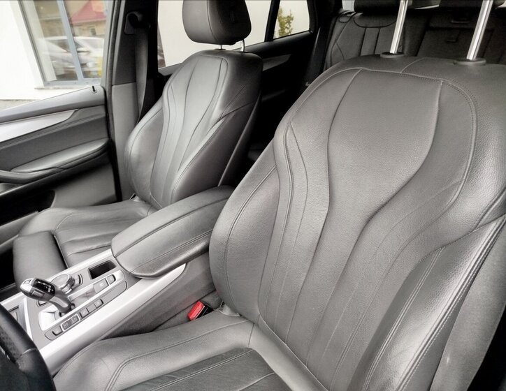 BMW X5 SUV / Terénní 3,0 l 190 kw