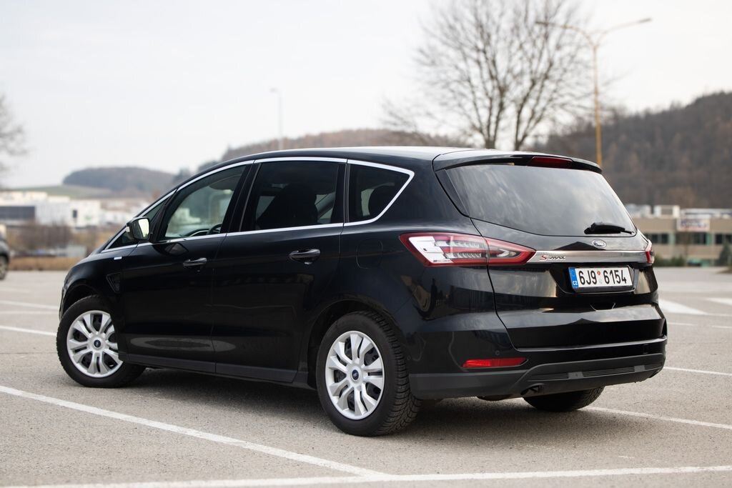 Ford S-MAX MPV 2,0 l 110 kw