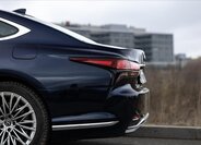 Lexus LS 500h Sedan / Limuzína 3,5 l 264 kw