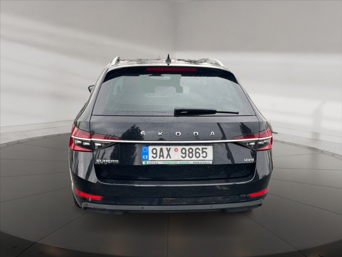 Škoda Superb Kombi 2,0 l 147 kw