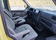 Volkswagen Multivan 14