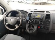 Volkswagen Multivan 11