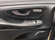 Mercedes-Benz Třídy V 9