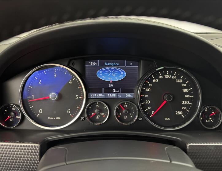 Volkswagen Touareg 12