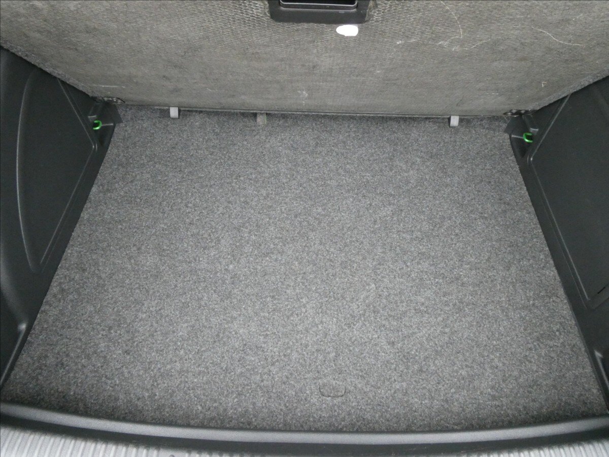 Škoda Rapid Hatchback 1,2 l 77 kw