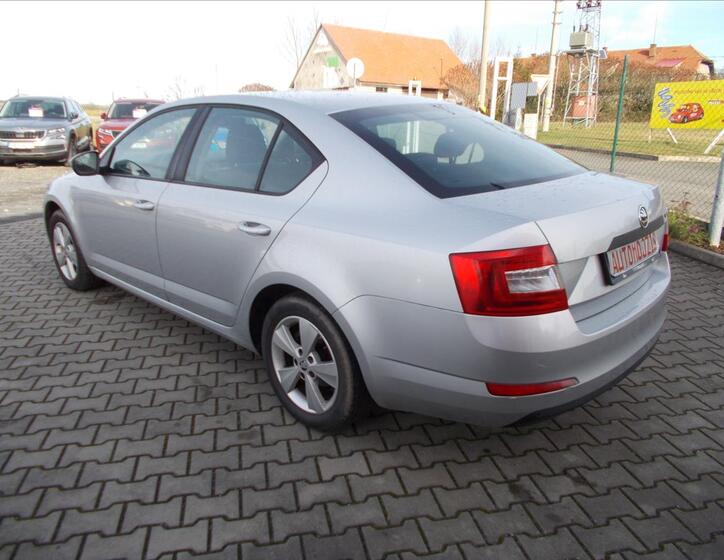 Škoda Octavia 13