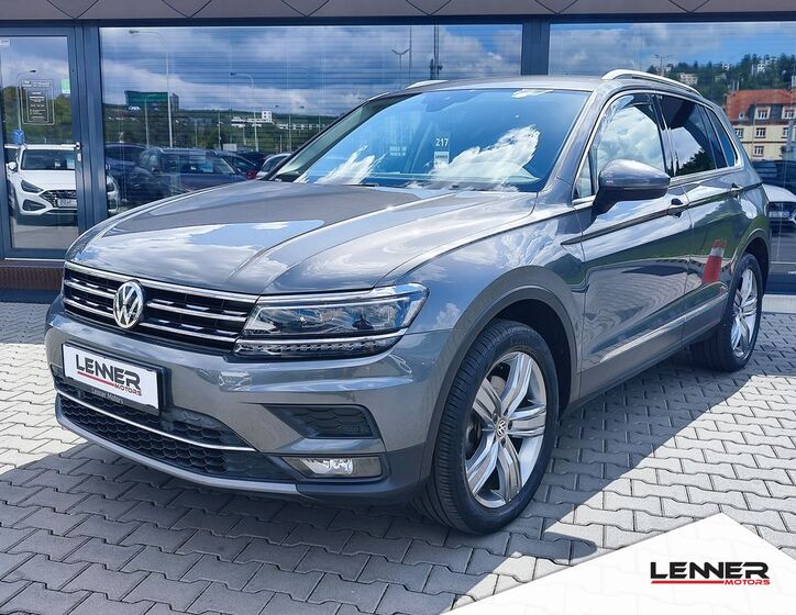 Volkswagen Tiguan 1
