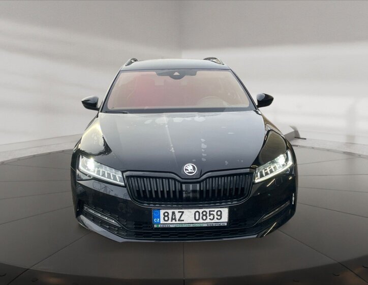 Škoda Superb Kombi 2,0 l 147 kw