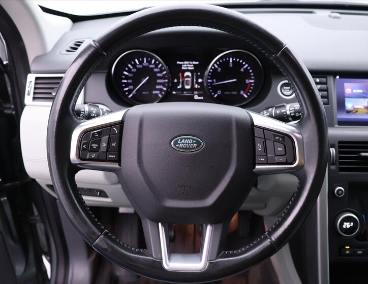 Land Rover Discovery Sport SUV 2,0 l 110 kw