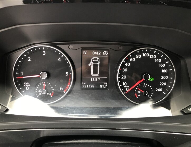 Volkswagen Caravelle Kombi 2,0 l 110 kw