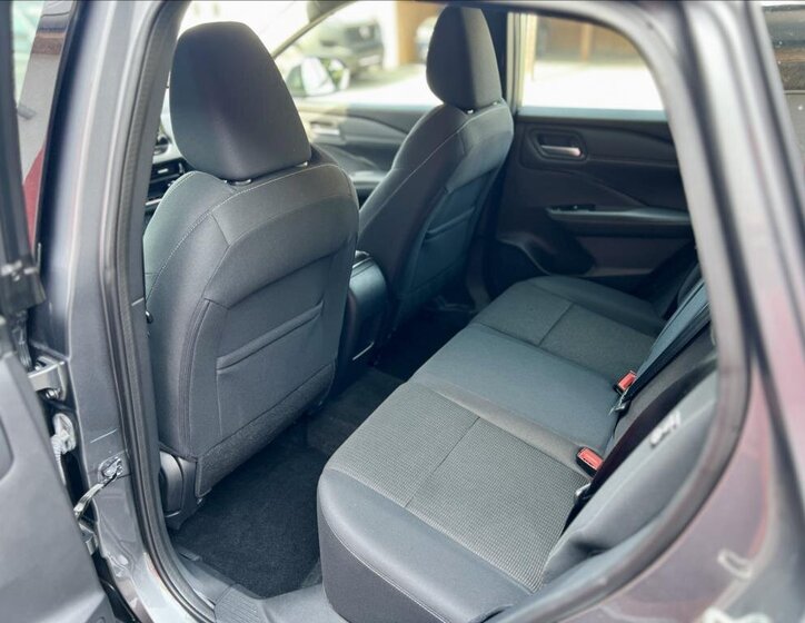 Nissan Qashqai SUV / Terénní 1,3 l 116 kw