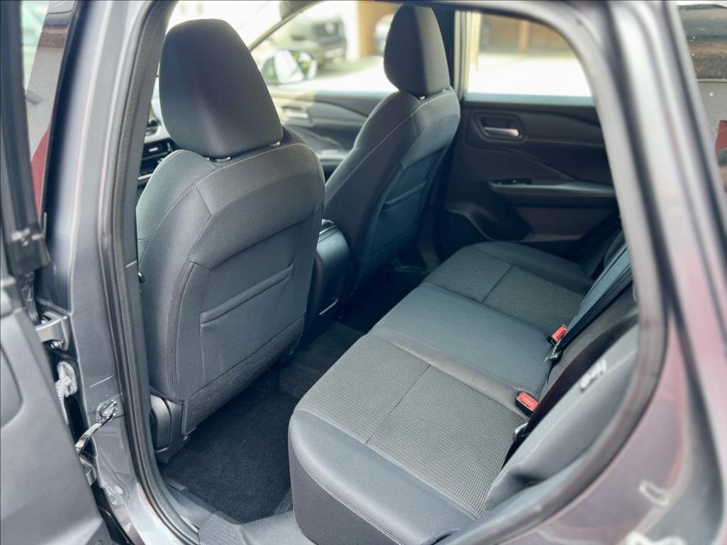 Nissan Qashqai SUV / Terénní 1,3 l 116 kw