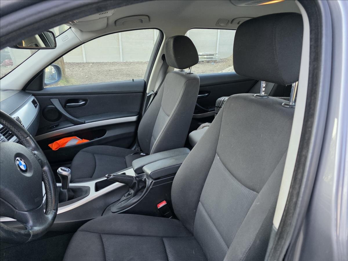 BMW Řada 3 Kombi 2,0 l 105 kw