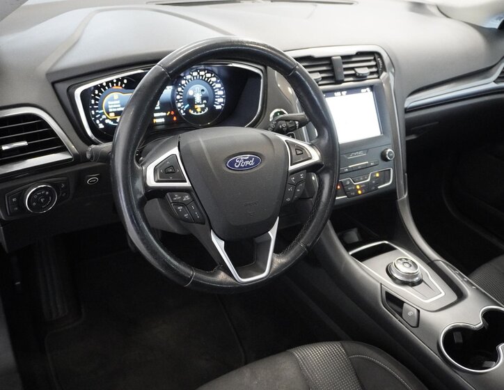 Ford Mondeo Kombi 2,0 l 150 kw