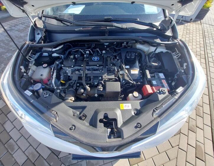 Toyota C-HR 38