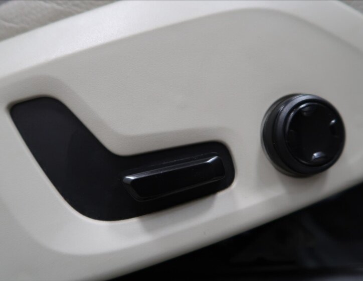 Volvo XC90 SUV 2,0 l 173 kw