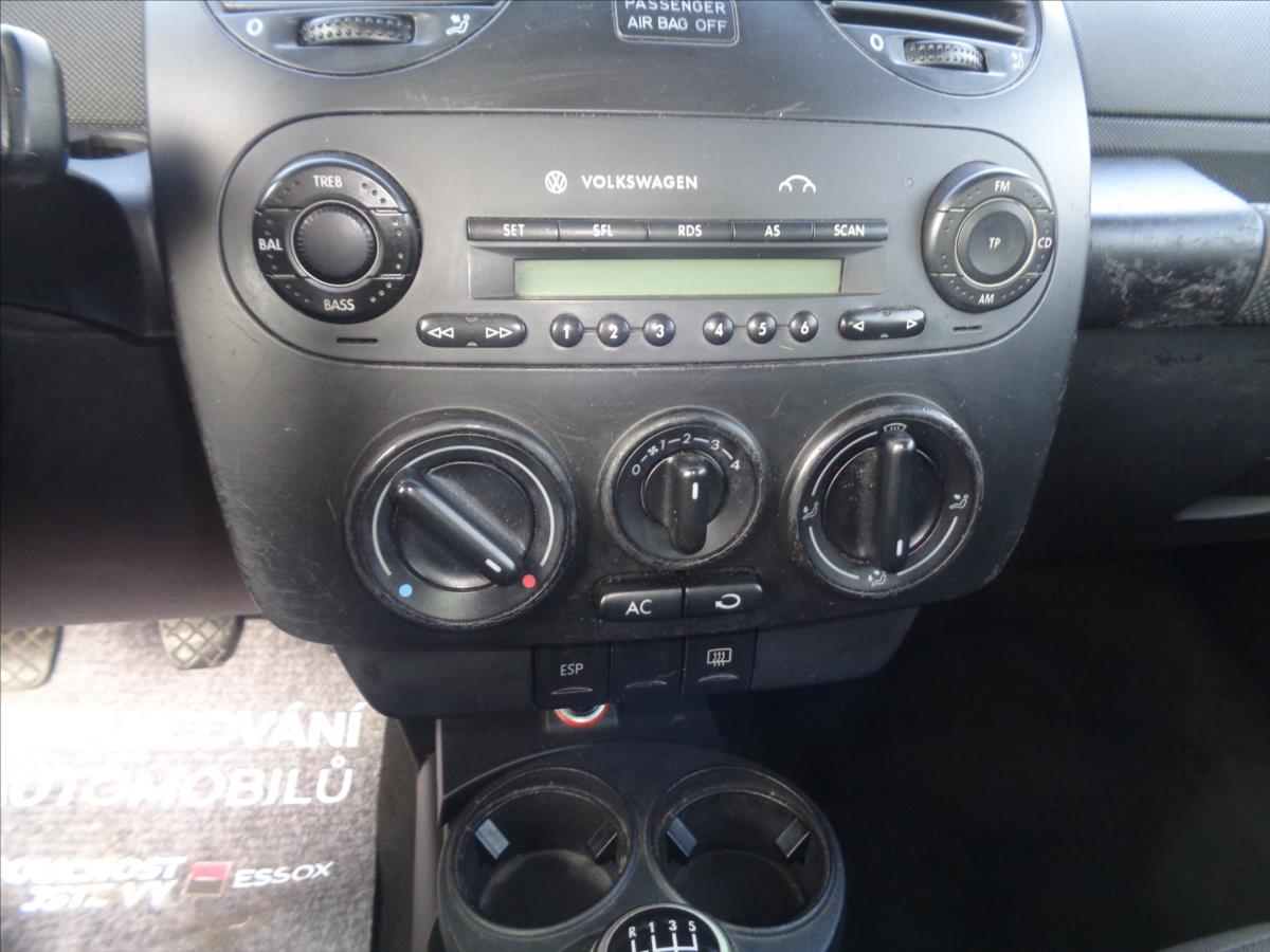 Volkswagen New Beetle