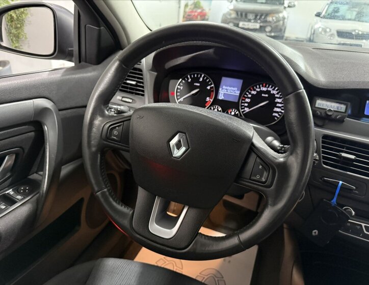 Renault Laguna Kombi 2,0 l 96 kw