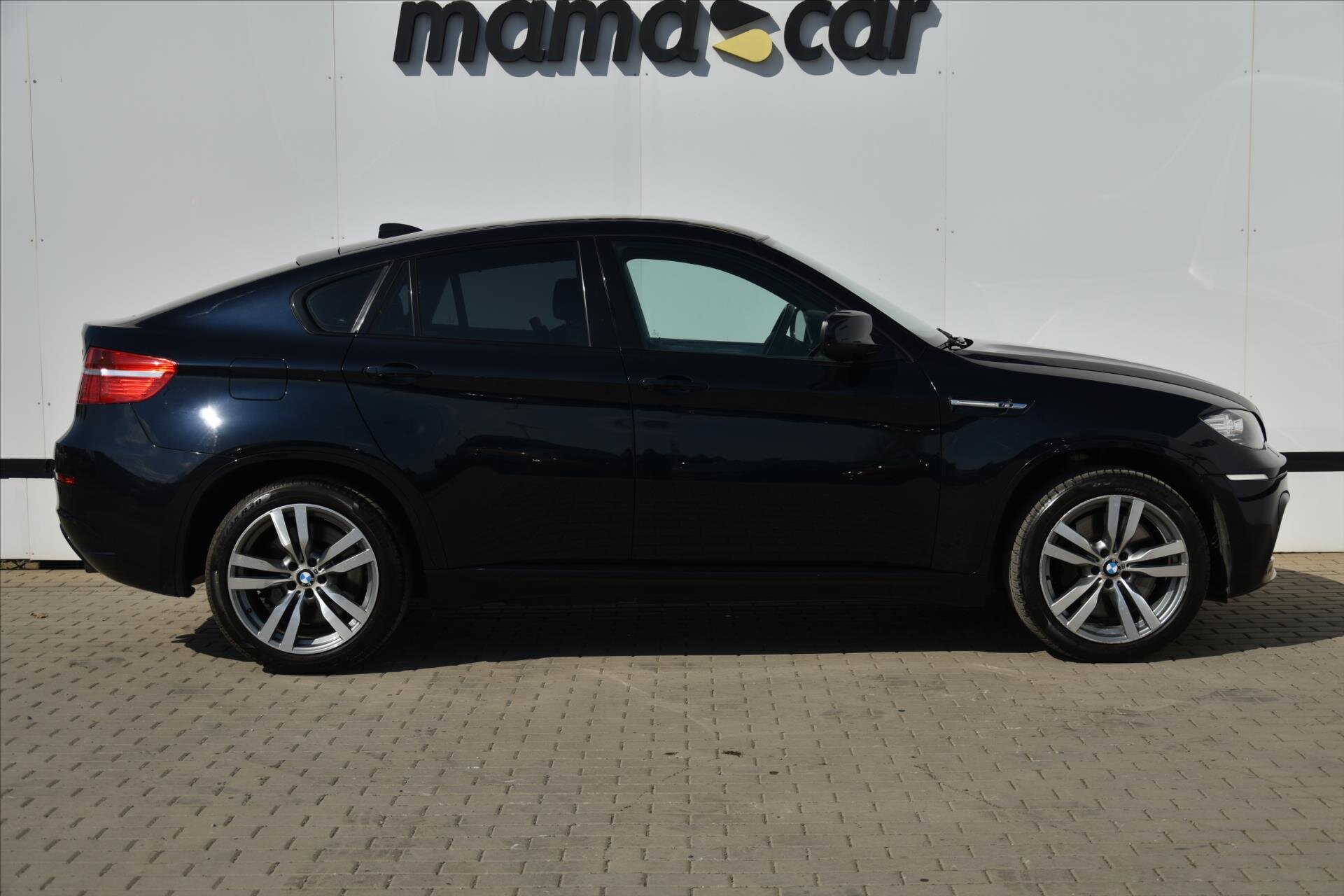 BMW X6 SUV / Terénní 4,4 l 408 kw
