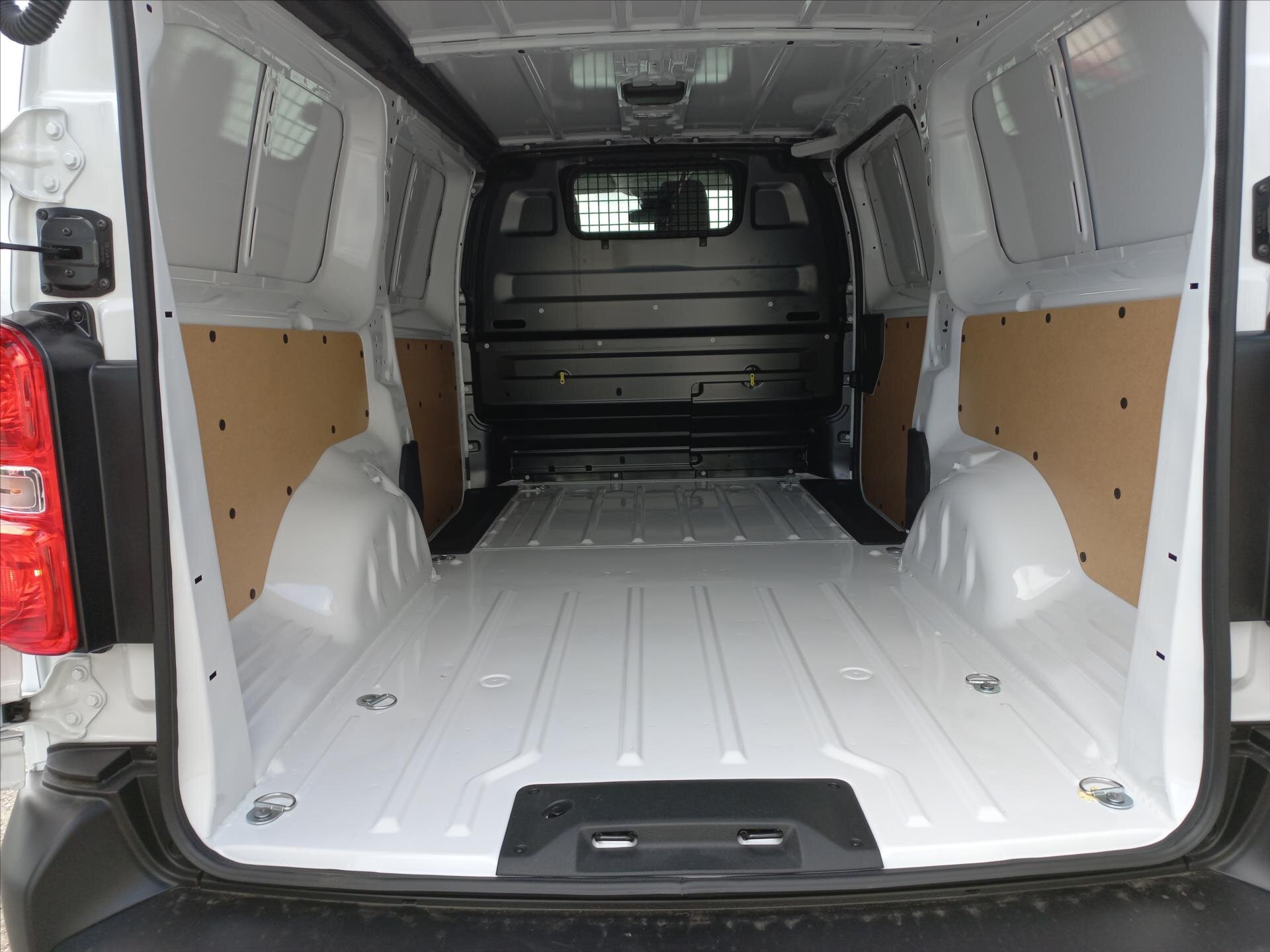 Toyota ProAce Skříň 2,0 l 106 kw