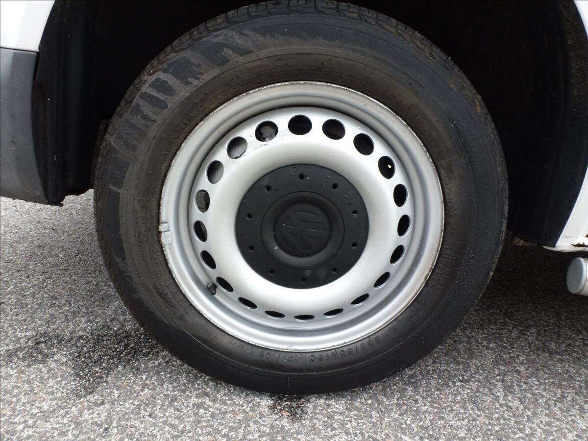 Volkswagen Transporter Kombi 2,0 l 62 kw