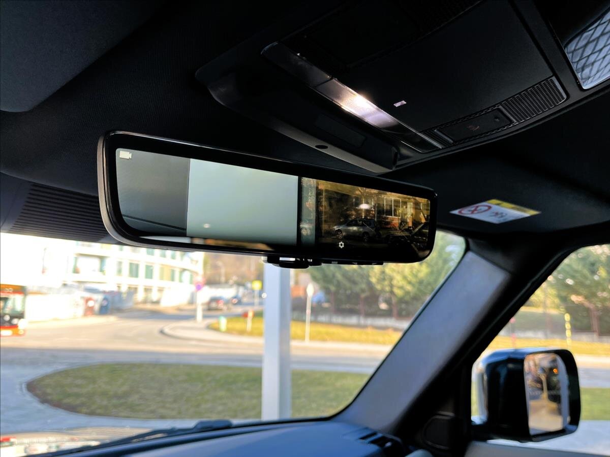 Land Rover Defender SUV / Terénní 3,0 l 183 kw