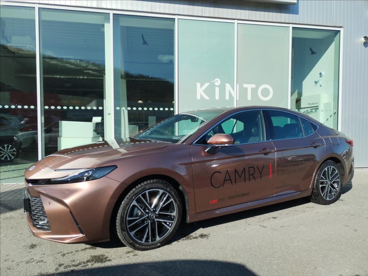 Toyota Camry Sedan / Limuzína 2,5 l 169 kw