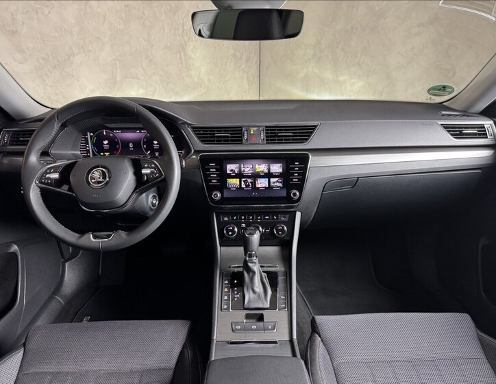 Škoda Superb Kombi 1,4 l 160 kw
