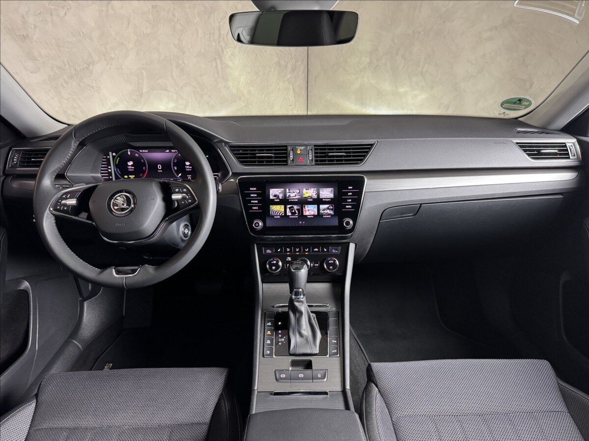 Škoda Superb Kombi 1,4 l 160 kw
