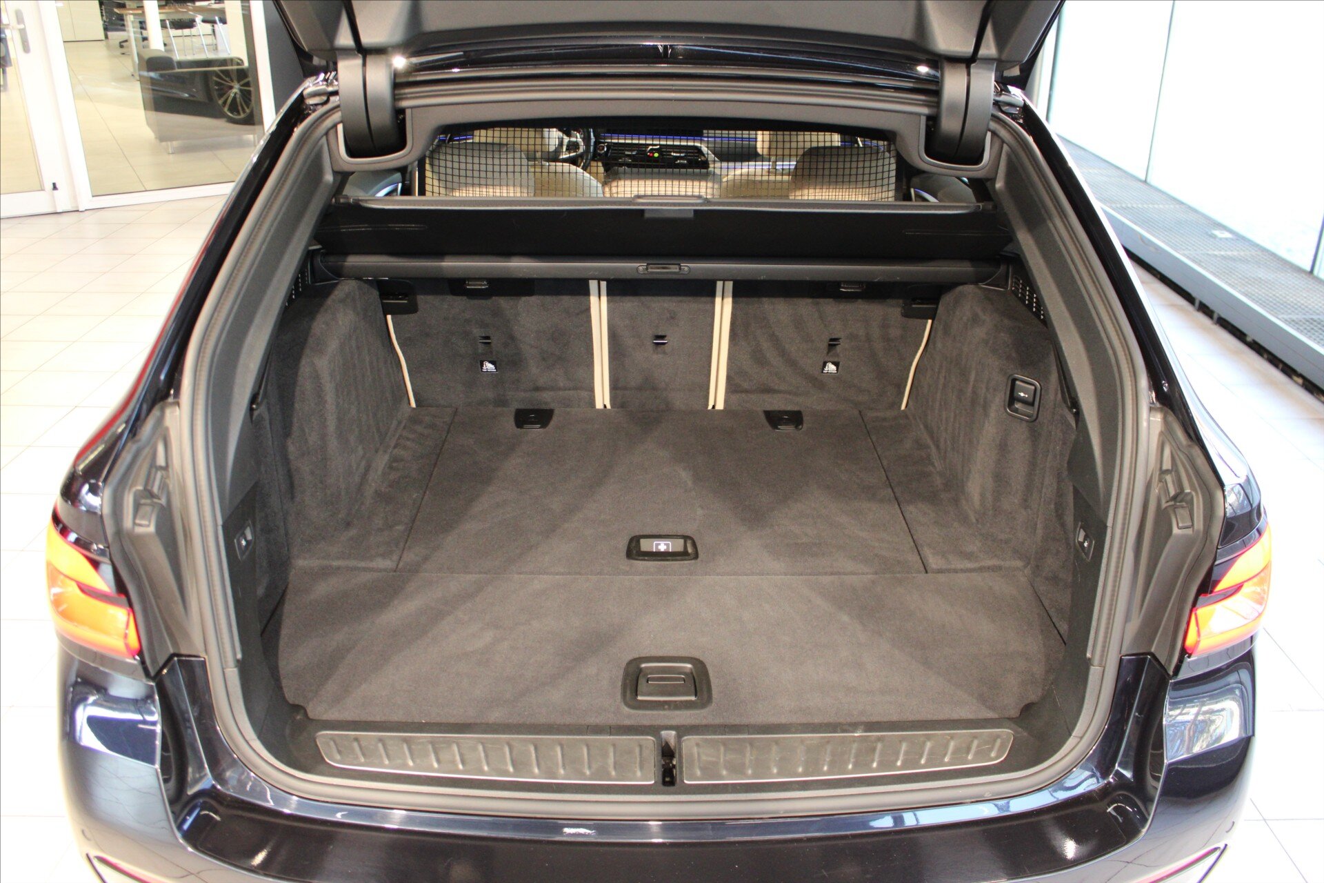 BMW Řada 5 Kombi 3,0 l 210 kw