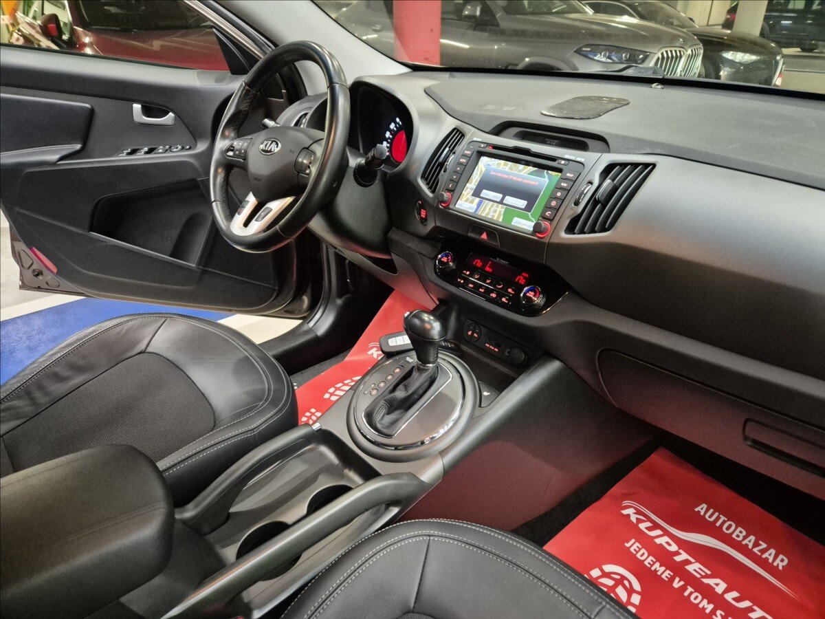 KIA Sportage SUV / Terénní 2,0 l 120 kw