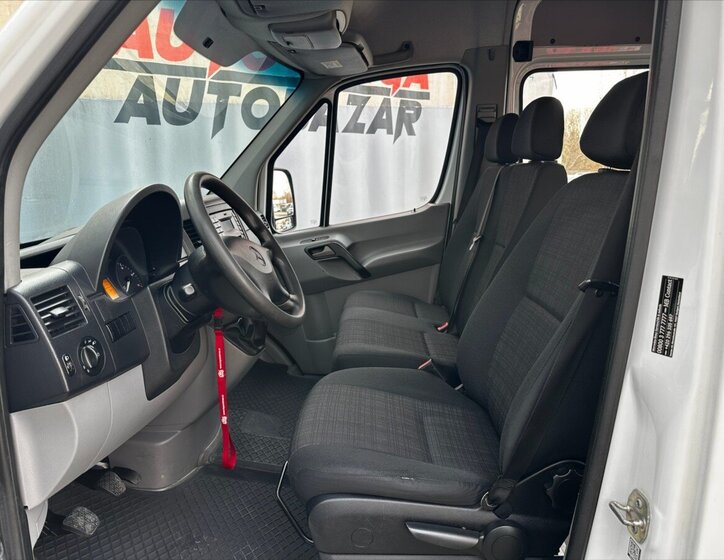 Mercedes-Benz Sprinter Skříň 2,1 l 120 kw