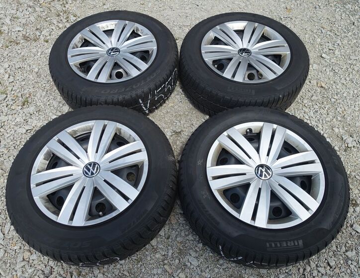 Volkswagen Touran 36