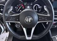 Alfa Romeo Stelvio 16