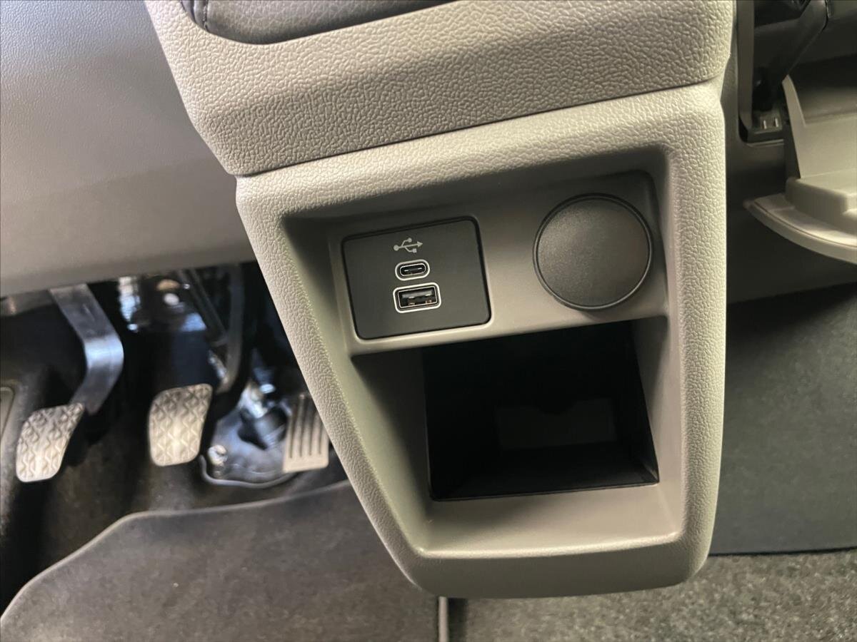 Volkswagen Caravelle Ostatní 2,0 l 110 kw