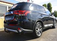 Mitsubishi Outlander 44