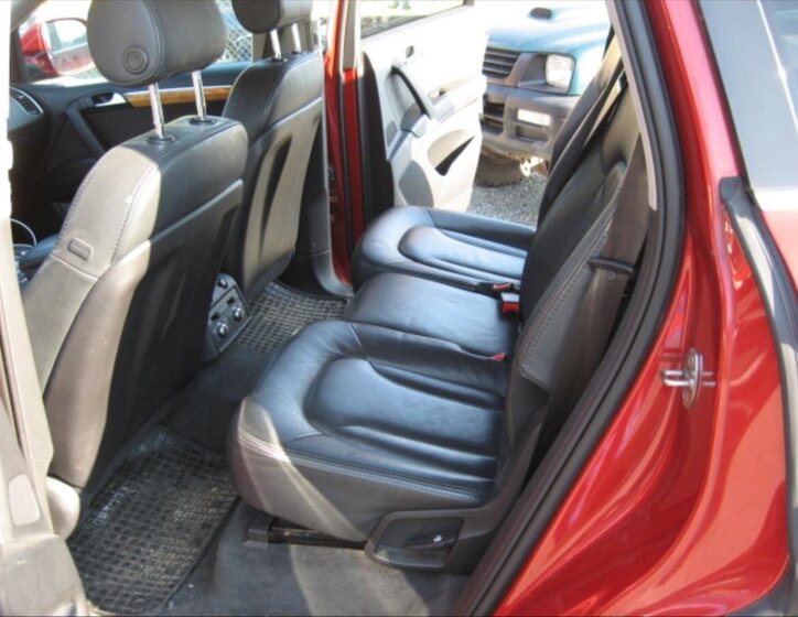 Audi Q7 SUV / Terénní 3,0 l 171 kw