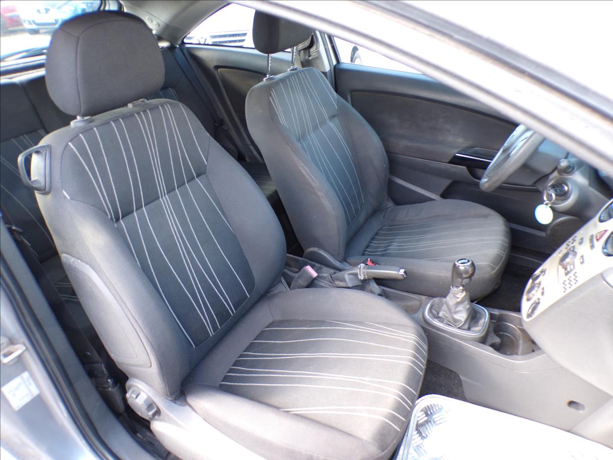 Opel Corsa Hatchback 1,2 l 59 kw